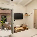 Old Town Apt, Balcony, Brand New, Family, 아파트 *