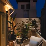 Old Town Apt, Balcony, Brand New, Family, 아파트