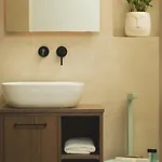 아파트 Old Town Apt, Balcony, Brand New, Family, *
