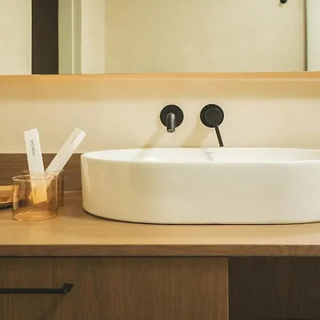 Old Town Apt, Balcony, Brand New, Family, *