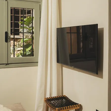 Old Town Apt, Balcony, Brand New, Family, Apartman