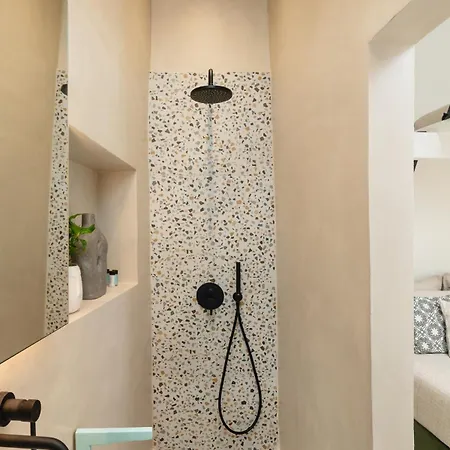 Old Town Apt, Balcony, Brand New, Family, *