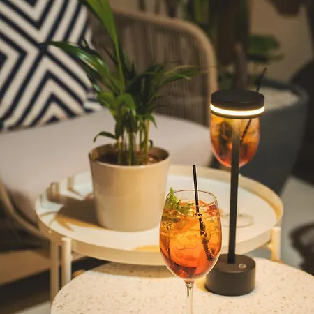 Old Town Apt, Balcony, Brand New, Family,