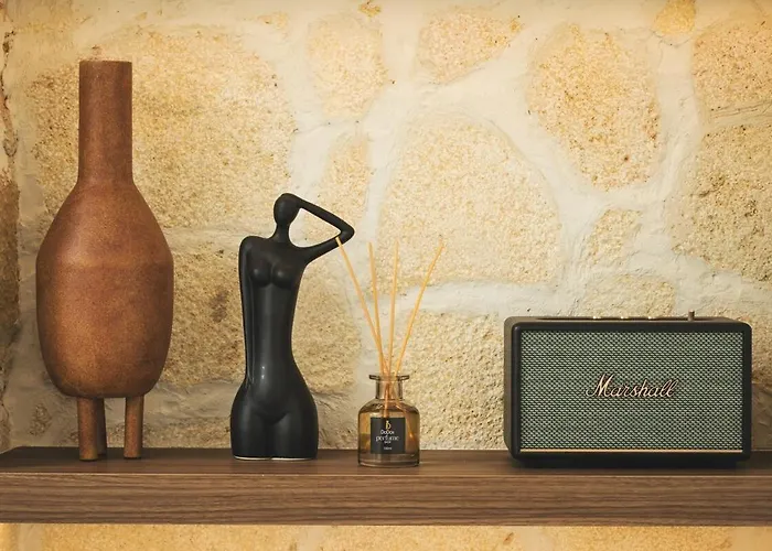 Old Town Apt, Balcony, Brand New, Family, Appartement La Canée