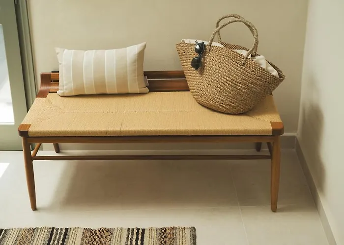 Old Town Apt, Balcony, Brand New, Family, * La Canée