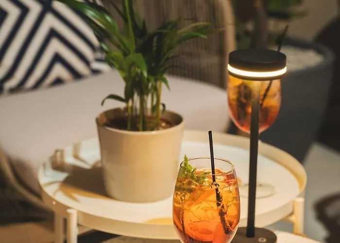 Old Town Apt, Balcony, Brand New, Family,